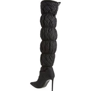 Steve Madden Silhouette Quilted Over the Knee Boot 6.5 NWT